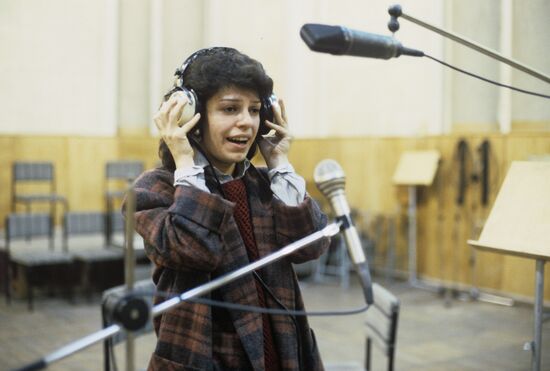 Певица Татевик Оганесян