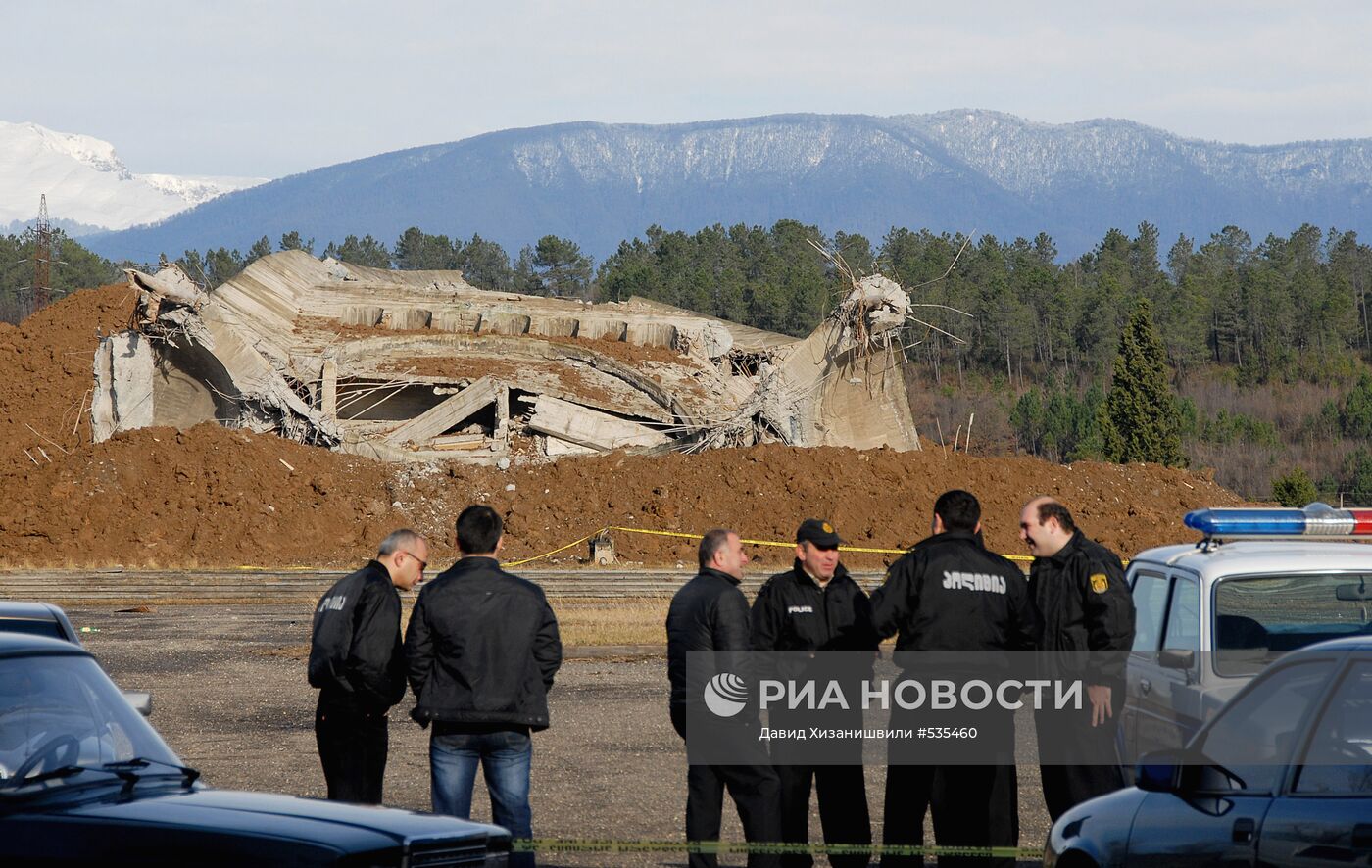 Взрыв "Мемориала Славы" в Кутаиси