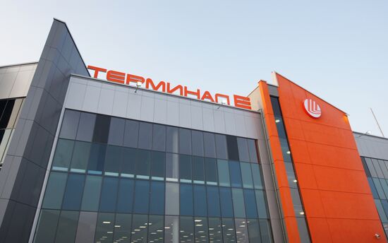 Новое здание Международного аэропорта "Шереметьево" — Терминал E