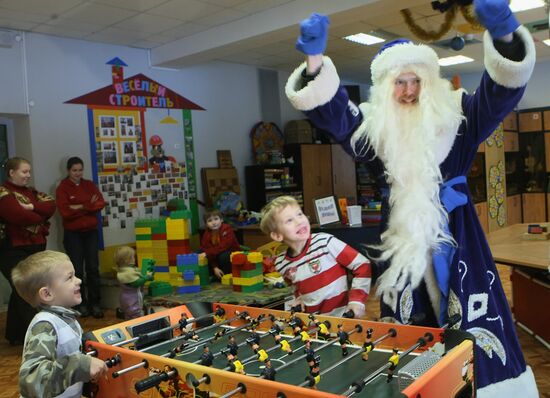 Праздничная сдача экзаменов в "Московской школе Деда Мороза"