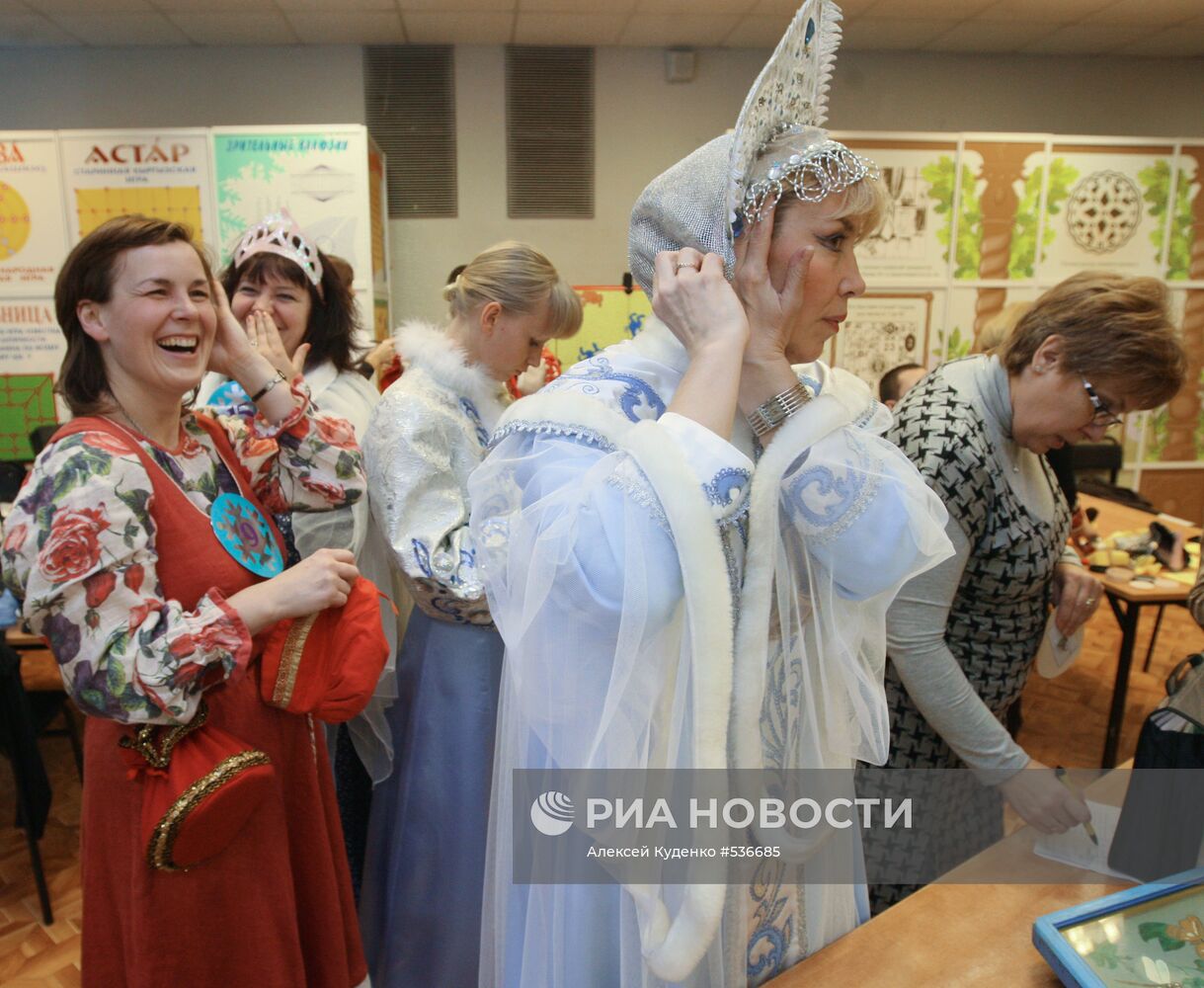 Праздничная сдача экзаменов в "Московской школе Деда Мороза"