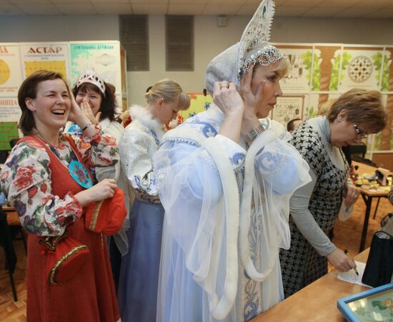 Праздничная сдача экзаменов в "Московской школе Деда Мороза"