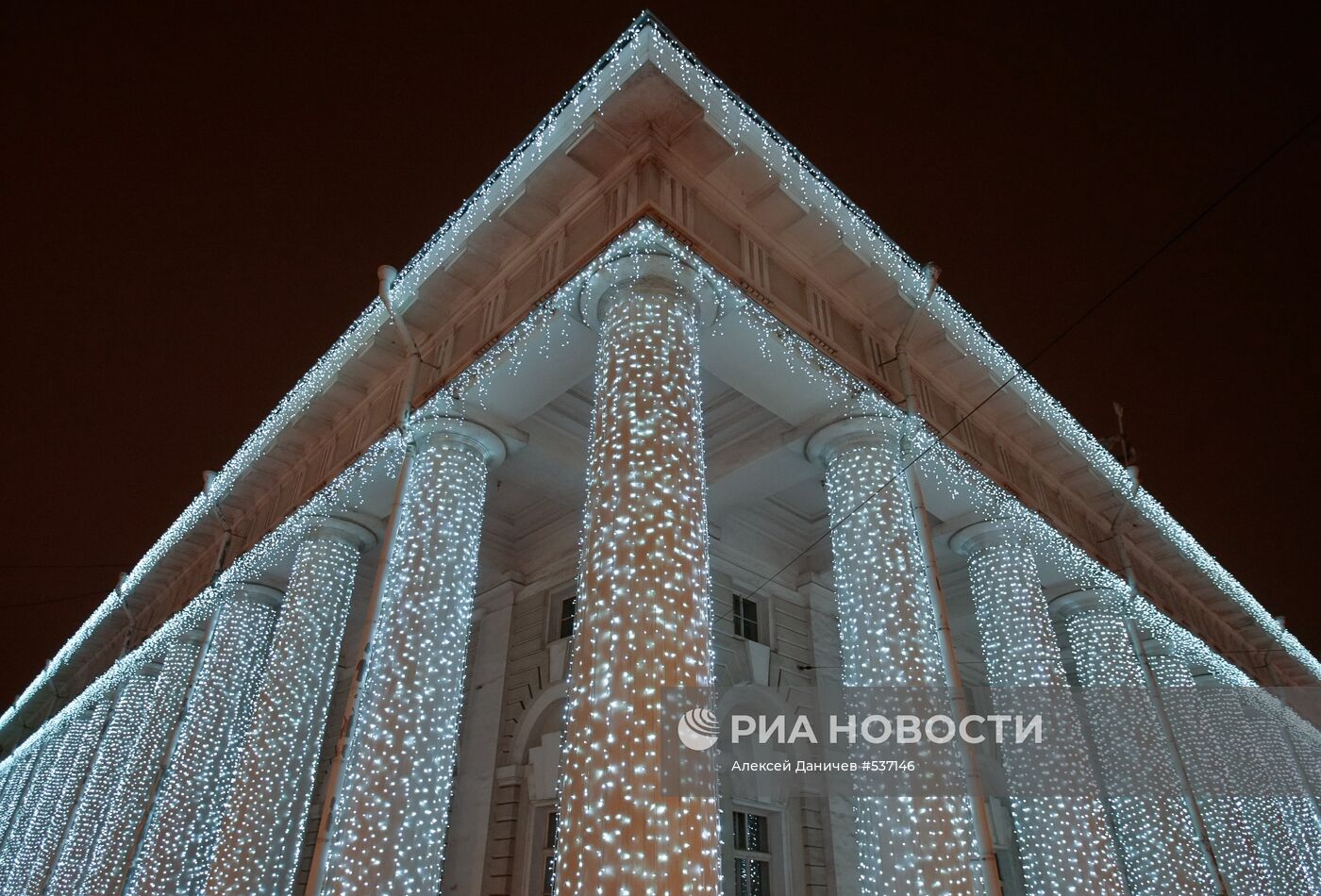 Подсветка здания Военно-Морского музея