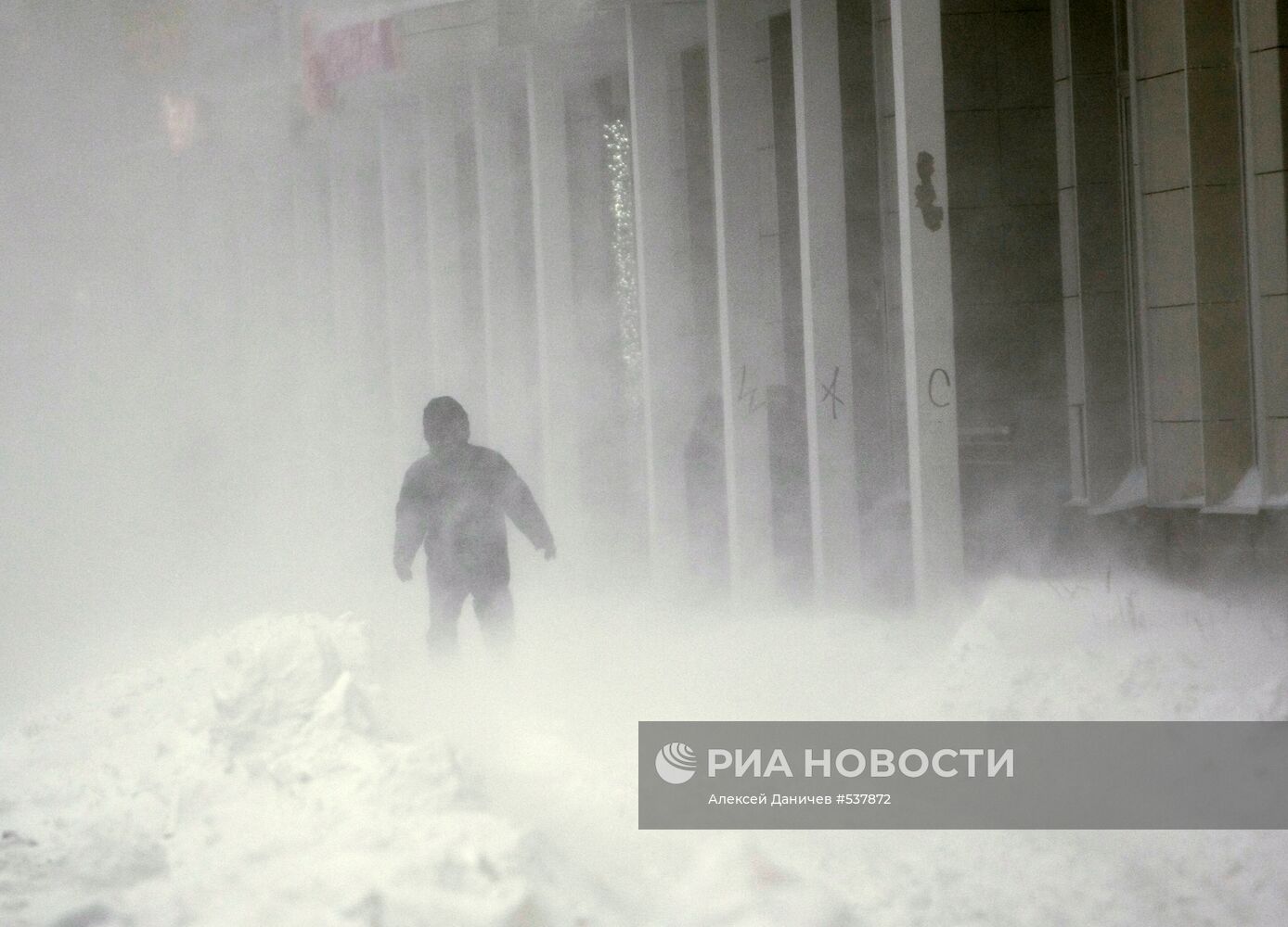 Сильный снегопад в Санкт-Петербурге