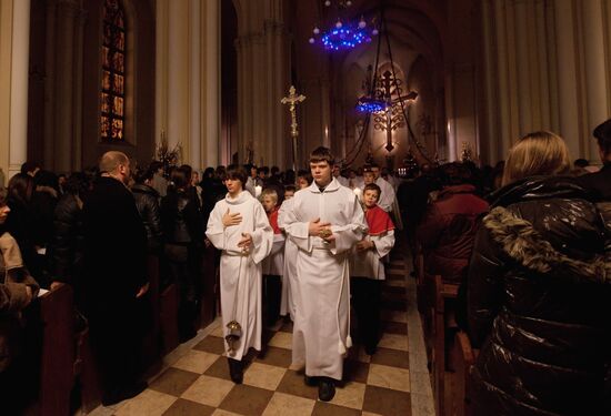 Ночное богослужение в Римско-католическом кафедральном соборе