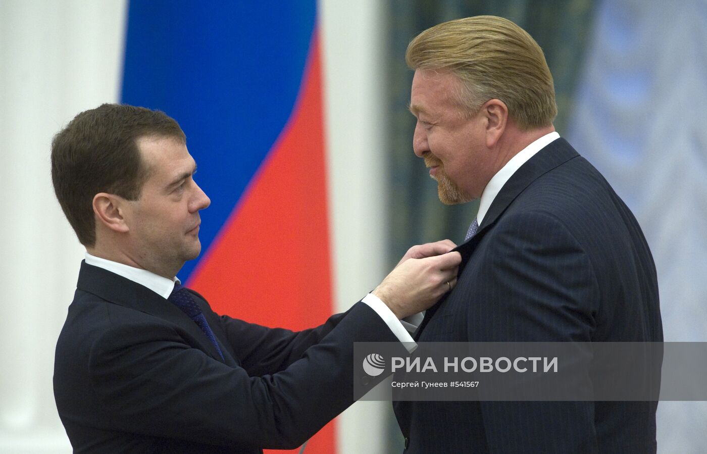 Д.Медведев вручил в Кремле государственные награды