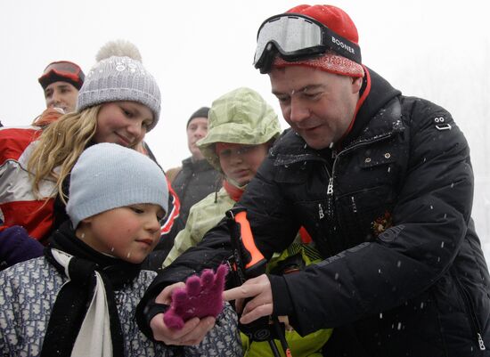 Д. Медведев на горнолыжном курорте "Красная Поляна"