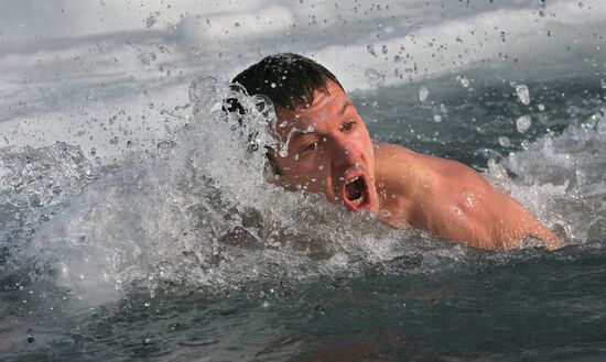 IV открытый чемпионат Владивостока по плаванию в холодной воде