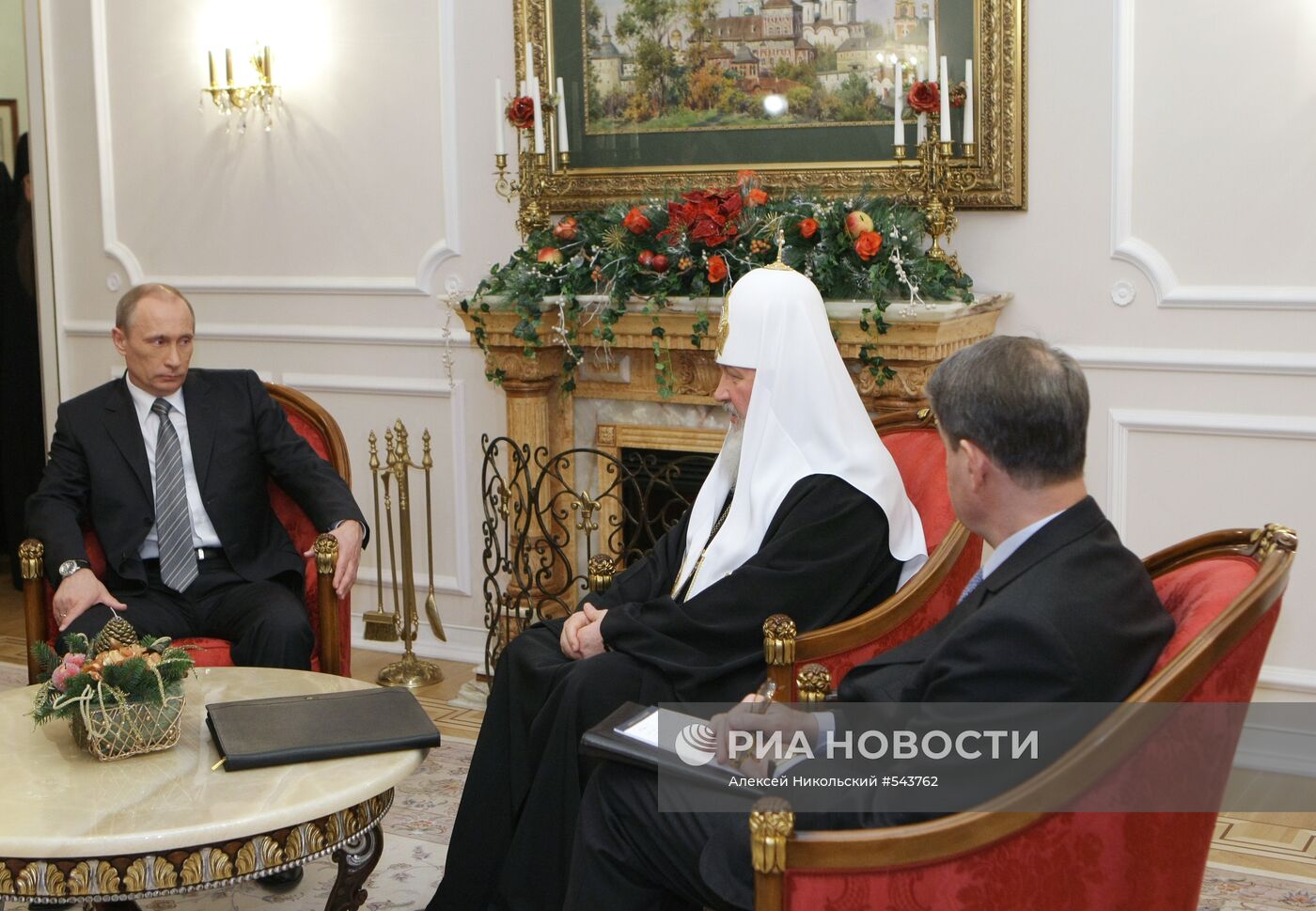 Владимир Путин встретился с Патриархом Кириллом в Москве