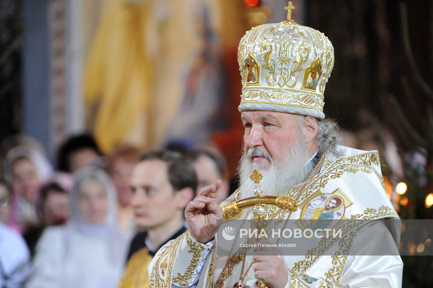 Рождественское богослужение в храме Христа Спасителя