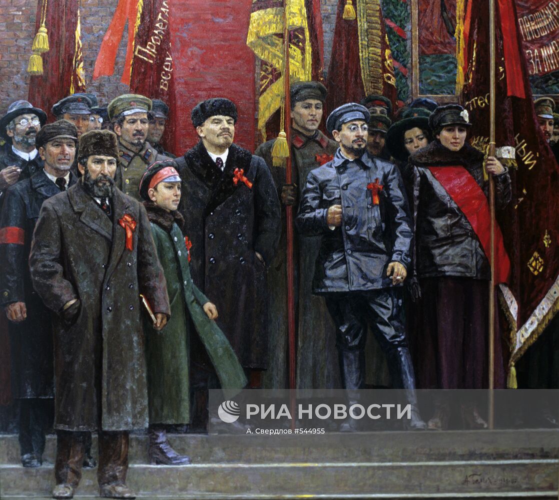 Репродукция картины "Красная площадь 7 ноября 1918 года"