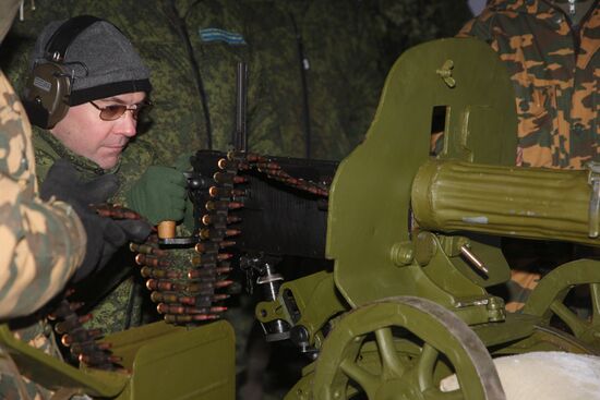 Дмитрий Медведев посетил полигон "Выстрел" в Подмосковье