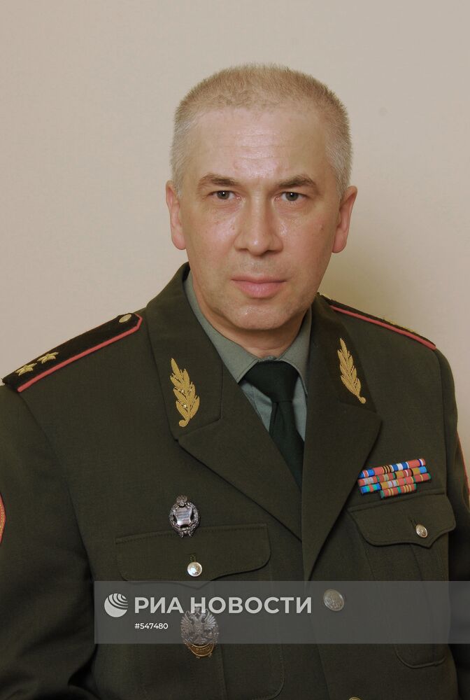 Командир и его заместители. Командир и его заместители. Командир и его заместители. Командир и его заместители. Командир и его заместители.