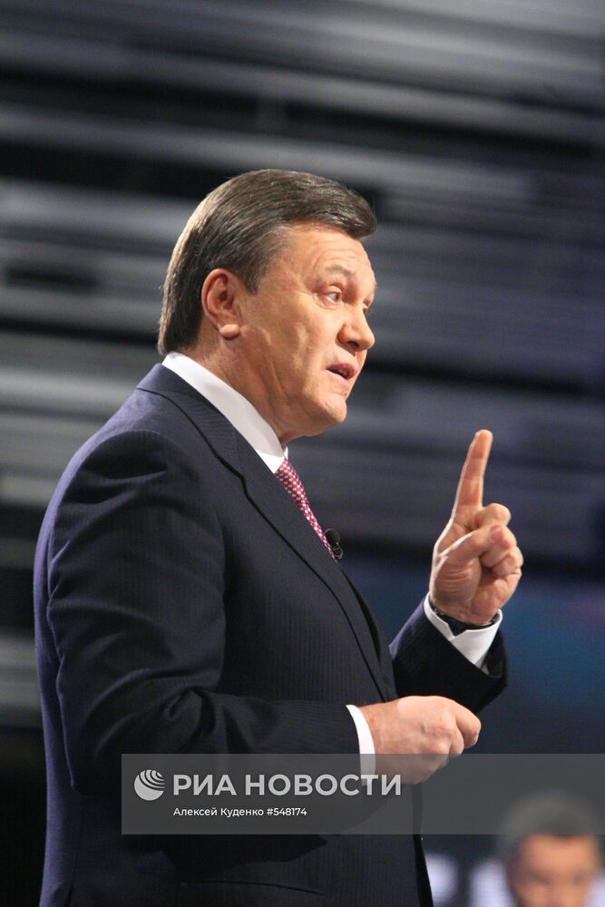 В.Янукович в программе "Большая политика с Евгением Киселевым"