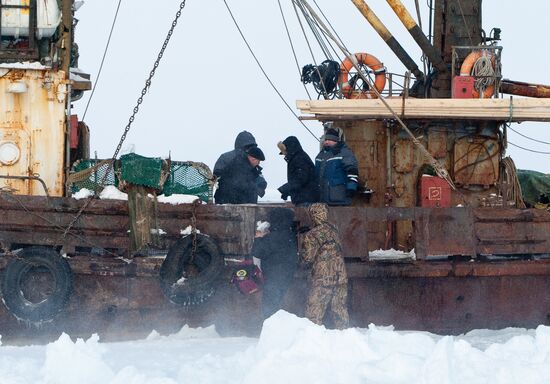 Завершена спасательная операция в Охотском море