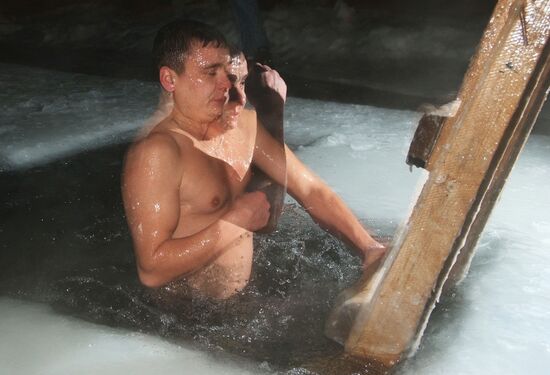 Крещенские купания в Новгородской области