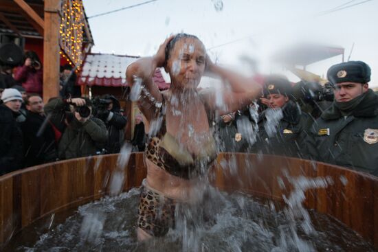 Крещенские купания в Москве