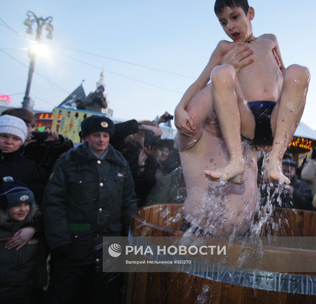 Крещенские купания в Москве