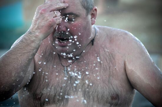 Крещенские купания в Ленинградской области