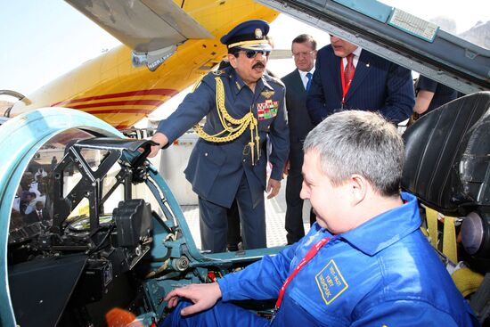 Виктор Зубков посетил Бахрейнское международное авиашоу