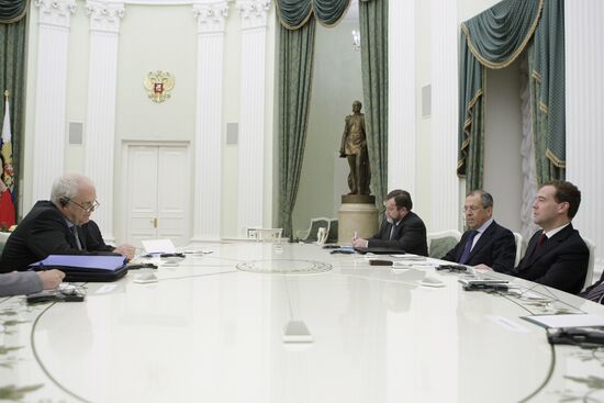 Д.Медведев принял в Кремле Комиссара Совета Европы