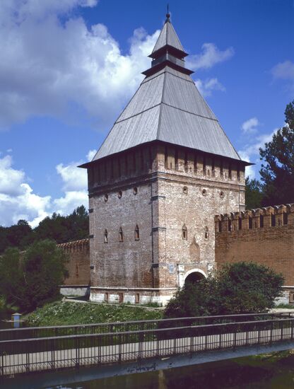 Копытенская башня Смоленской крепостной стены