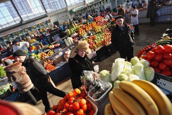 Работа Шарташского рынка в Екатеринбурге
