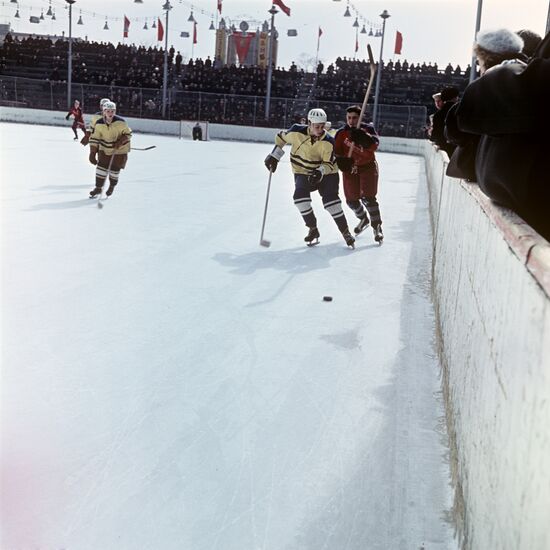 Турнир "Золотая шайба"
