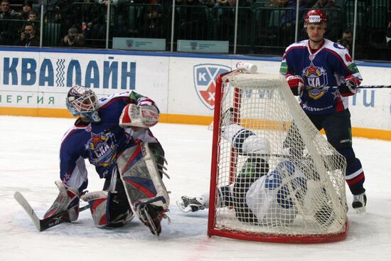 Хоккей. КХЛ. Матч СКА - "Динамо" (Москва)