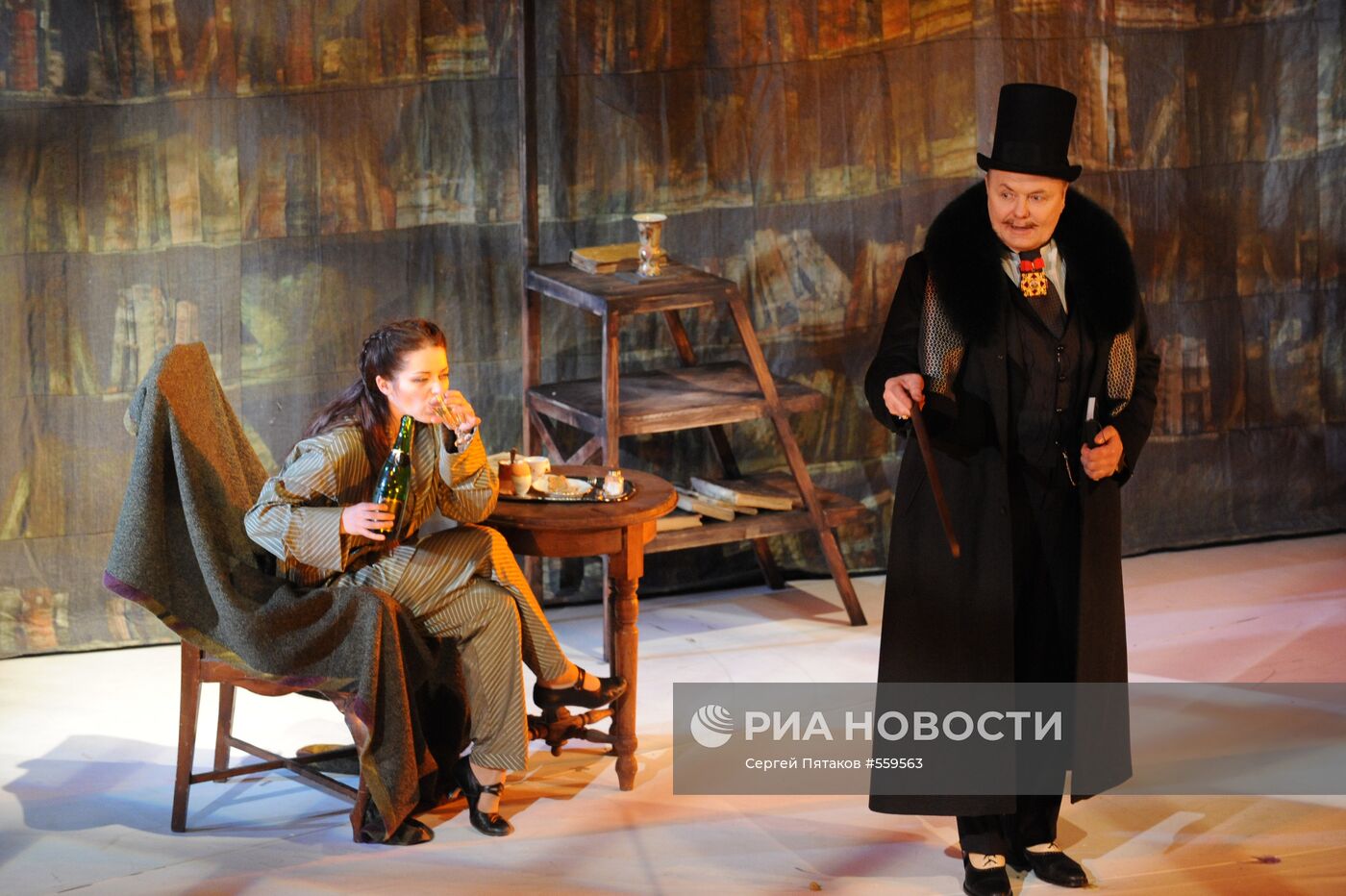 Предпремьерный показ спектакля "Джентльменъ"