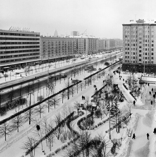 Комсомольский проспект в Москве