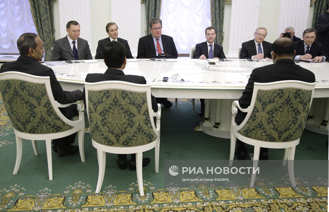 Д.Медведев провел встречу с Б.Джагдео