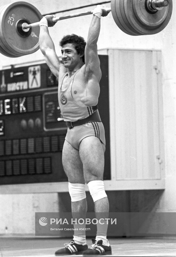 Чемпион Олимпиады-80 Юрик Варданян