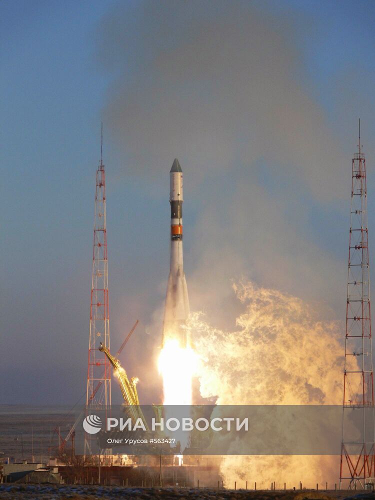 Пуск ракеты-носителя "Союз-У" с "Прогресс М-04М"