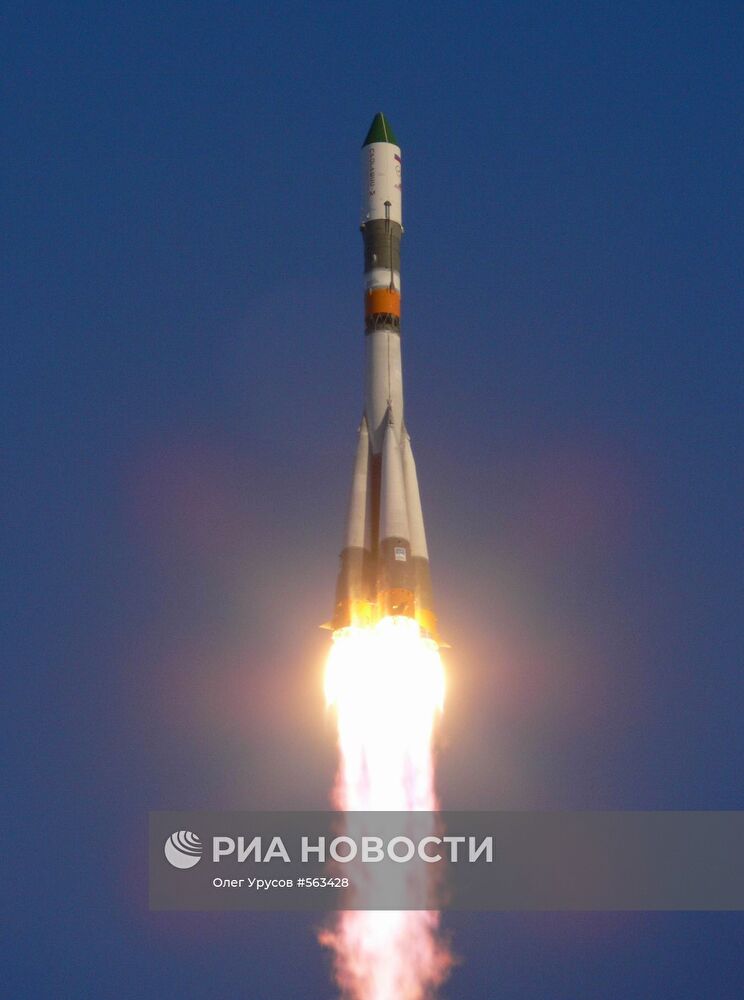 Пуск ракеты-носителя "Союз-У" с "Прогресс М-04М"