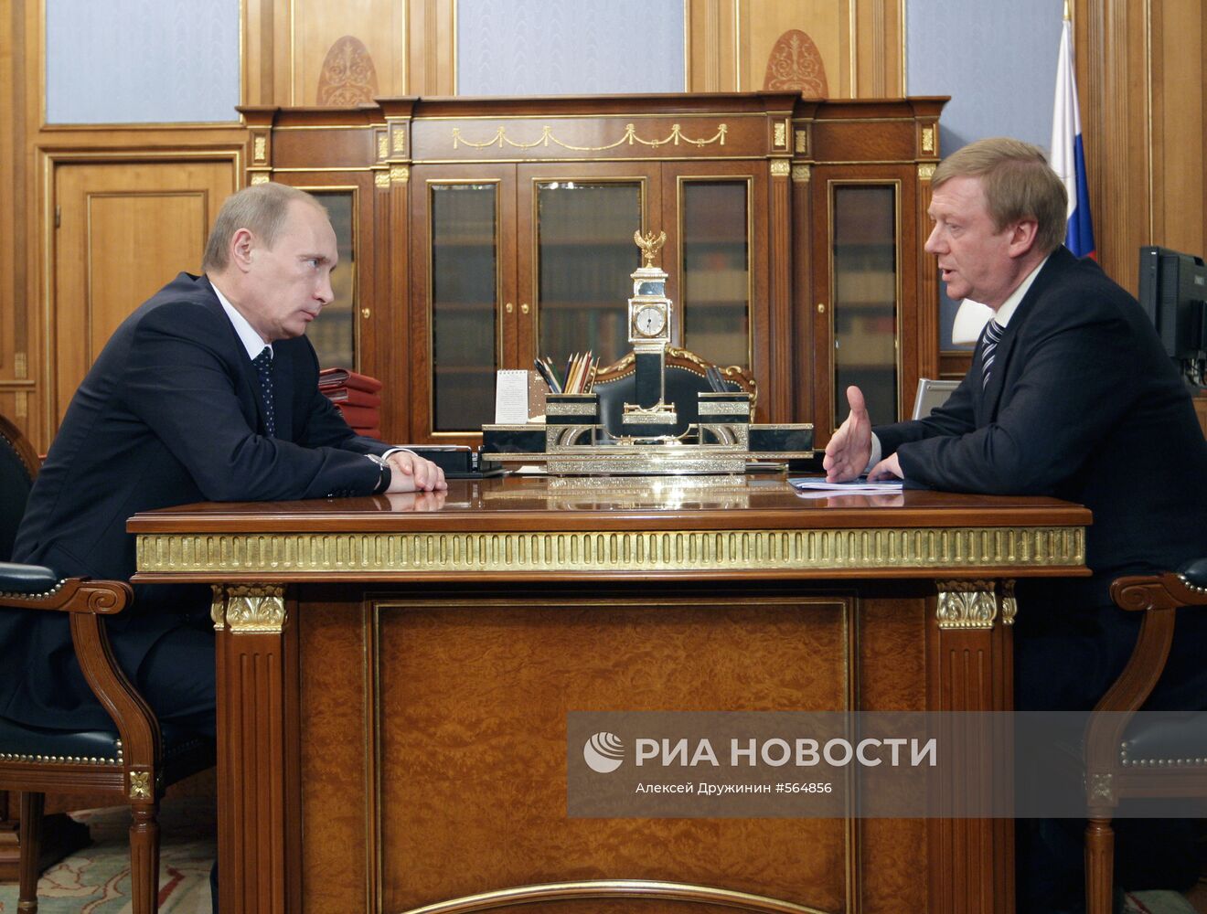 Владимир Путин провел рабочую встречу с Анатолием Чубайсом