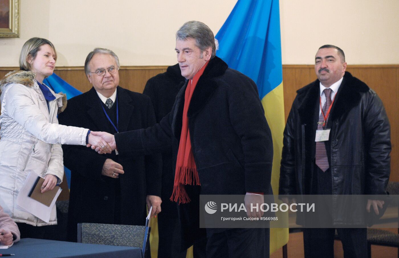 Голосование Виктора Ющенко в день выборов президента Украины