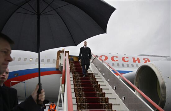 Д.Медведев в фотографиях