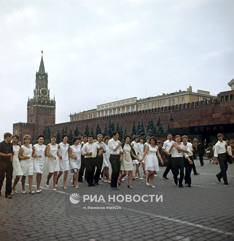 Выпускники на Красной площади
