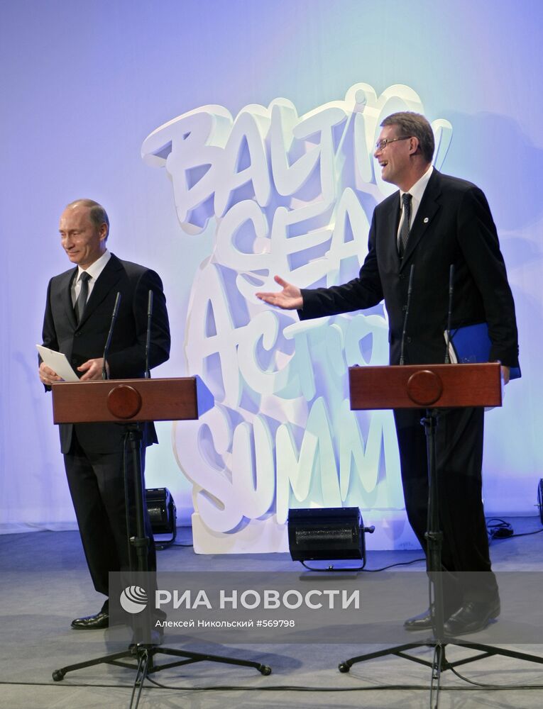 Пресс-конференция премьер-министров России и Финляндии