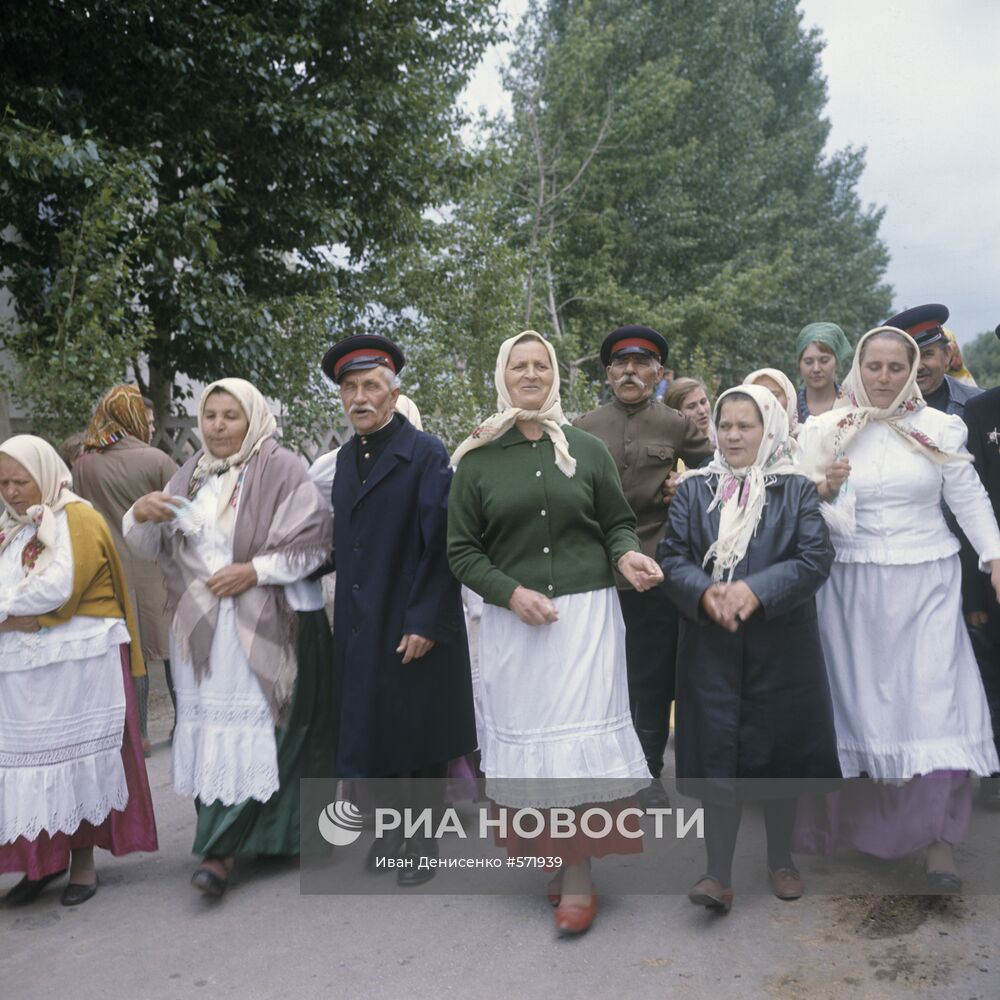 Воскресный день в станице Вешенская