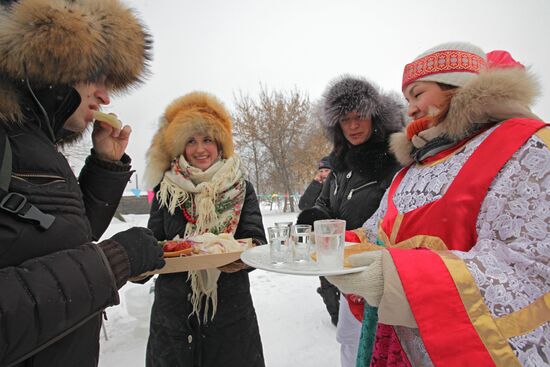 Масленичные гуляния в Новосибирске