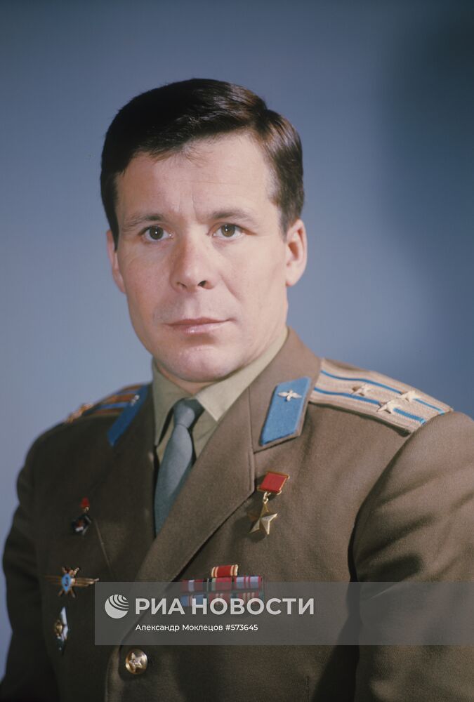 Космонавт Евгений Хрунов