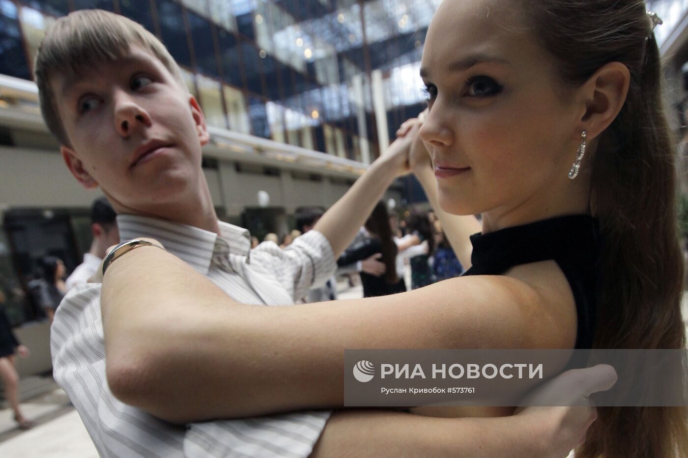 Репетиция Венского бала для участниц конкурса "Мисс Россия 2010"