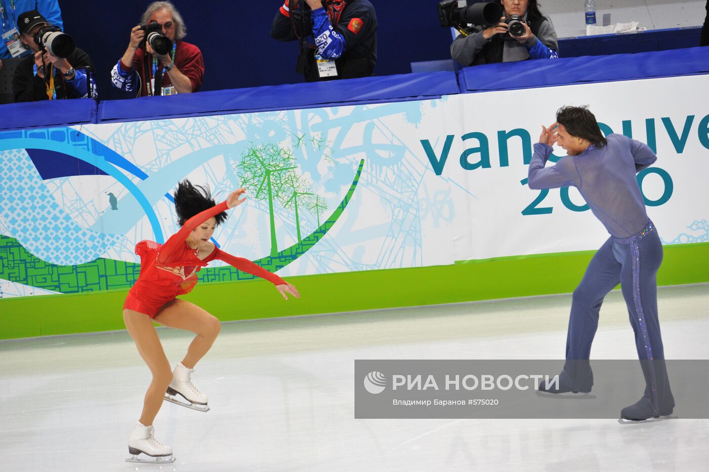 Юко Кавагути и Александр Смирнов