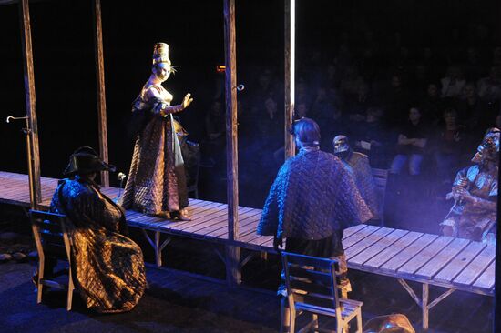 Спектакль "Хорошенькая" в театре "Современник"