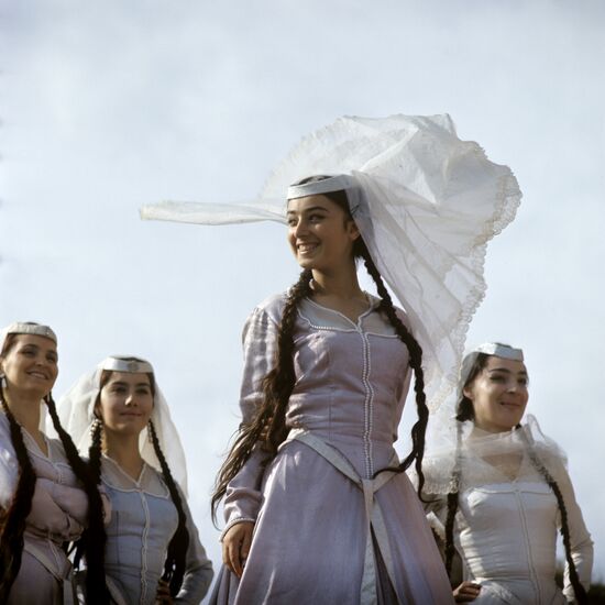 Солистка ансамбля песни и танца Грузии