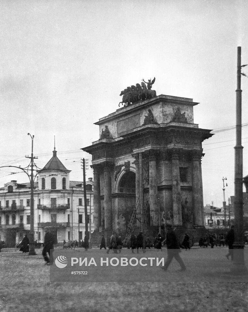 Московские Триумфальные ворота