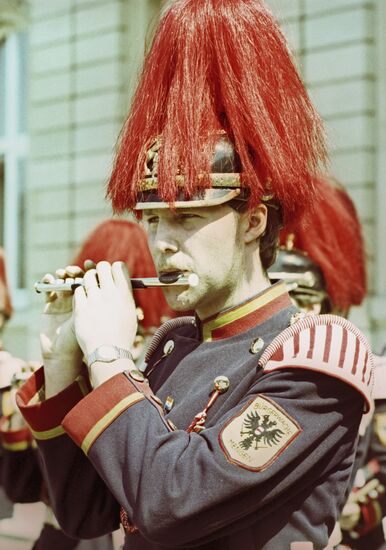Флейтист из военного оркестра Почётного караула