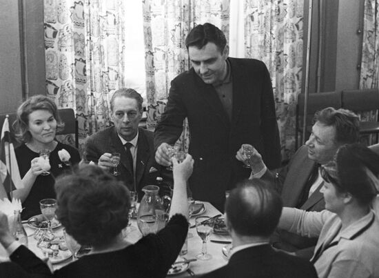 Советский космонавт Владимир Комаров